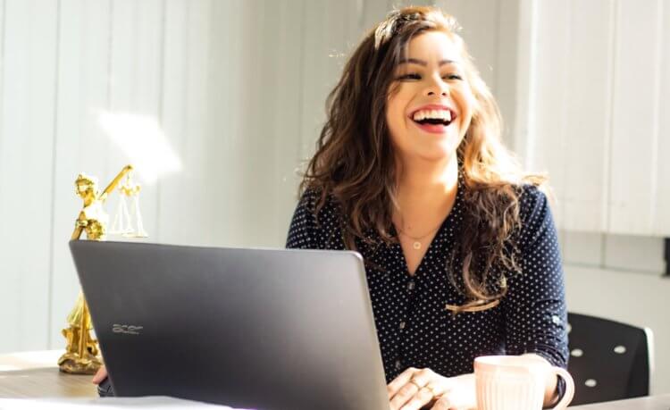 Image of female lawyer displaying a personal brand