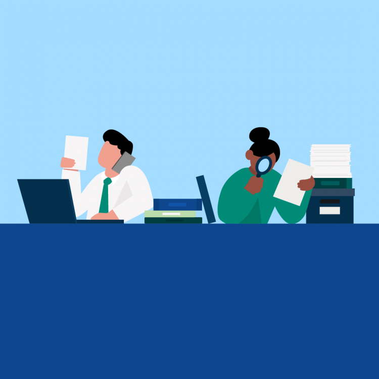 legal-researcher-vs-paralegal-roles-responsibilities-clio